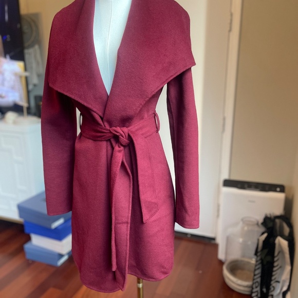 T TAHARI Ella Shawl Collar Wool-Blend Wrap Coat Burgundy Sz XS - Picture 3 of 11